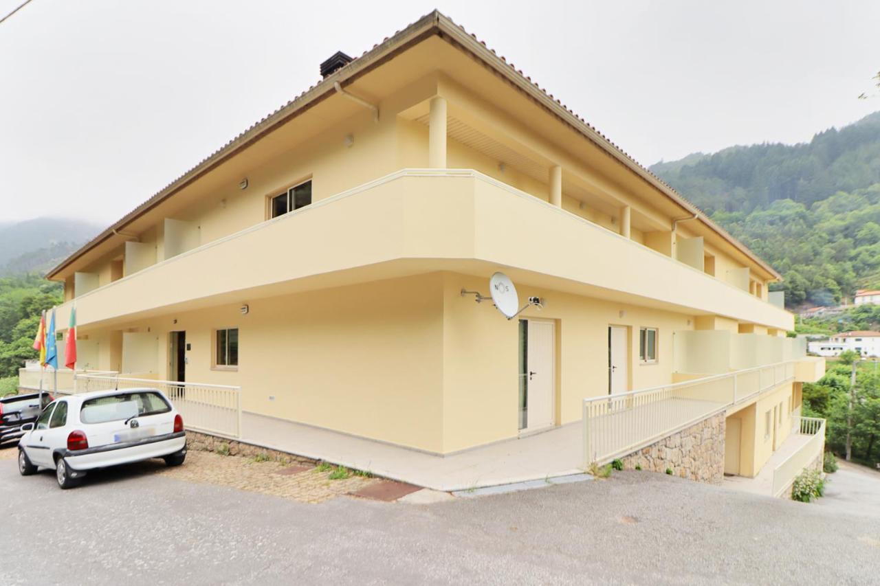 Aparthotel Geres Exterior photo